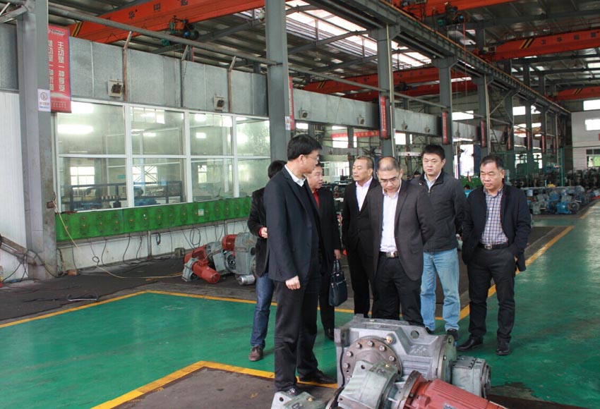 冯华东副市长莅临bevictor伟德官网考察工作